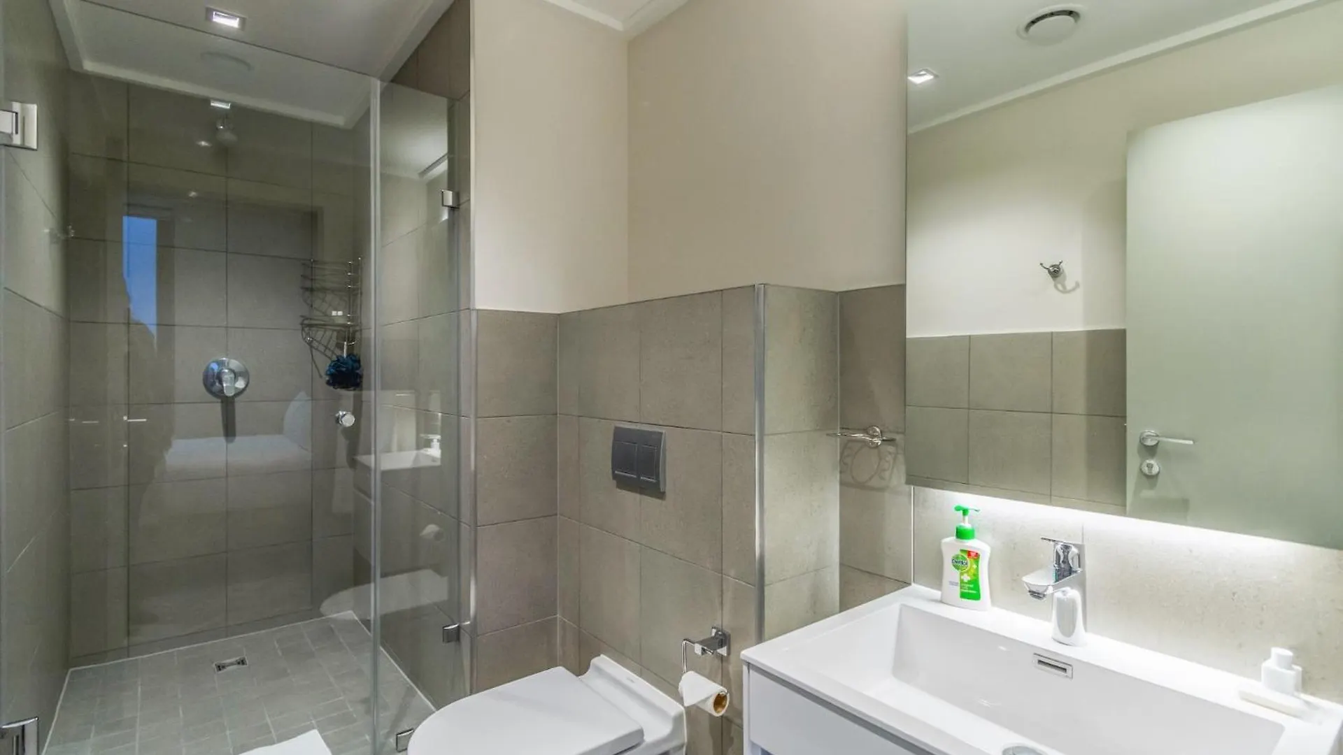 Luxurious One Bed At Foreshore Place Cape Town